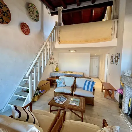 公寓 Punta Est - Trilo Lavanda Terrazza & Piscina 卡珀科达卡瓦洛