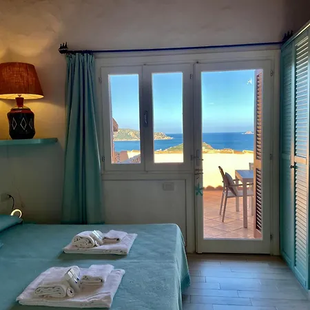 Punta Est - Trilo Lavanda Terrazza & Piscina Capo Coda Cavallo